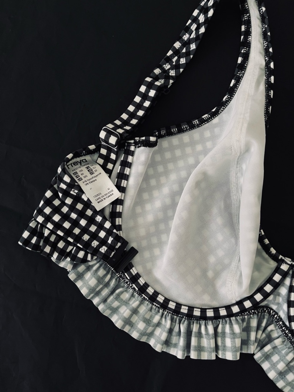 Freya Black & White Gingham Ruffle J-hook Bikini Top - Size 32i - NWOT - Picture 7 of 7